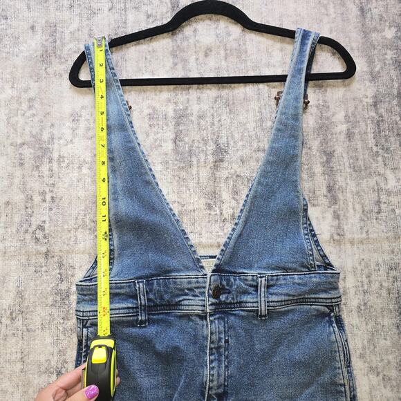 Free People Overalls Womens 4 Blue Denim Wide Leg Adjustable Straps Pockets Zip - Picture 5 of 16